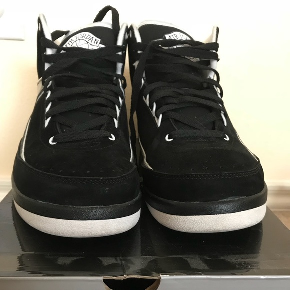 Air Jordan 2 Retro